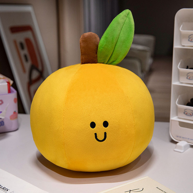 Peluche orange douce qui ne perd pas ses poils
